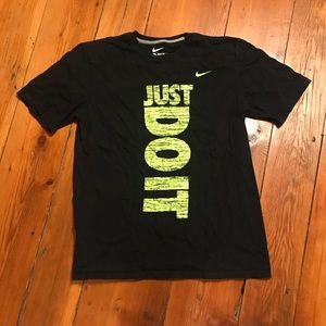 Mens Nike T-Shirt